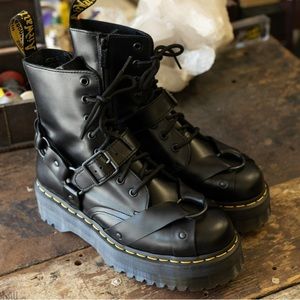 Dr Marten Jadon Boot Harness